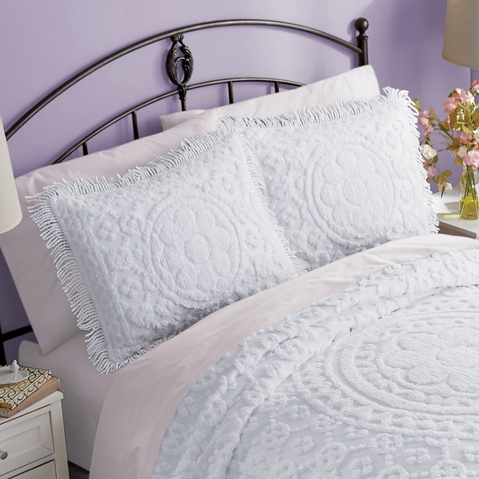 Emily chenille 2025 throw bedspread