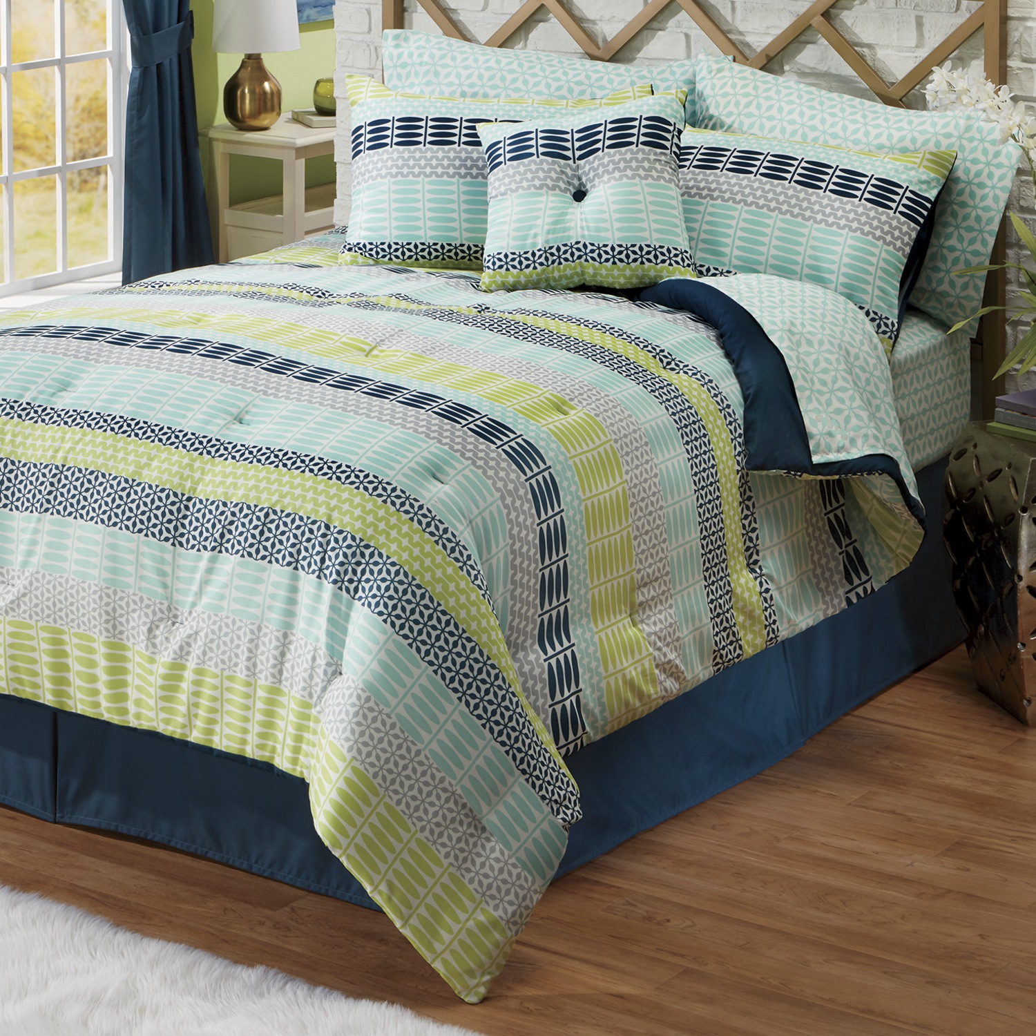 Danbury King Bed Danbury King Bed