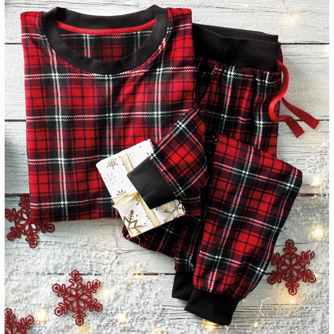 Women's Plaid PJ Set, , large