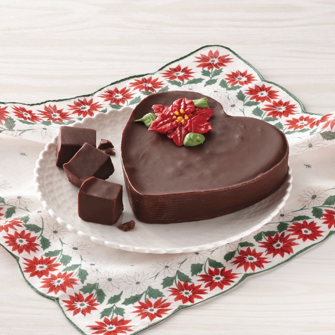 Heart-Shaped Poinsettia Fudge, , large