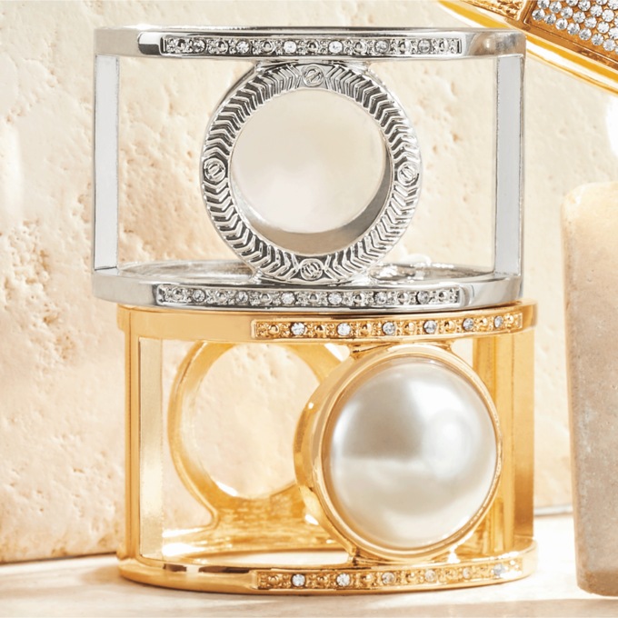 Bold Hinged Bangle, Silvertone, large