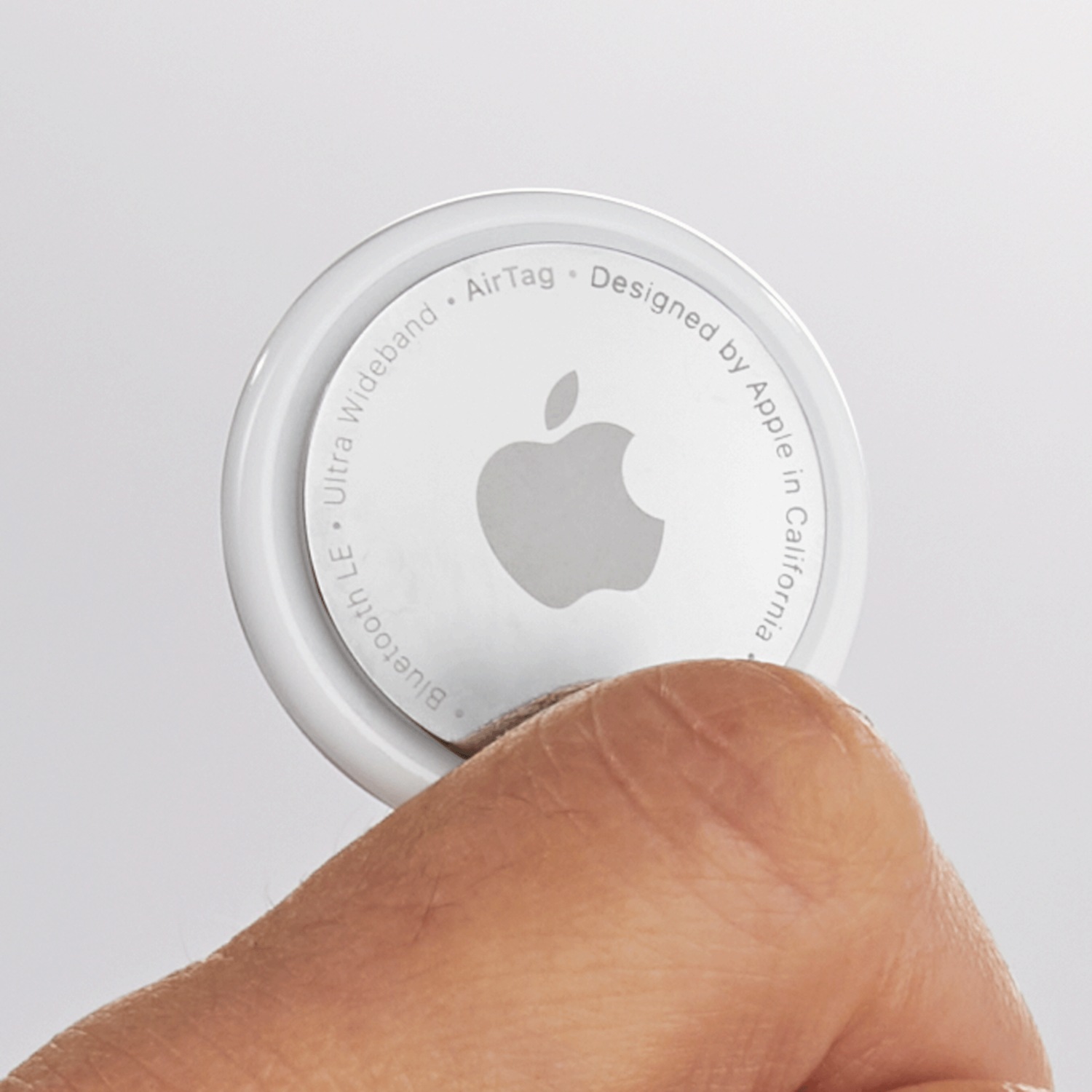 Apple AirTag | Montgomery Ward