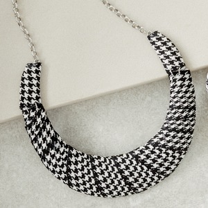 Houndstooth Bib Necklace, , large