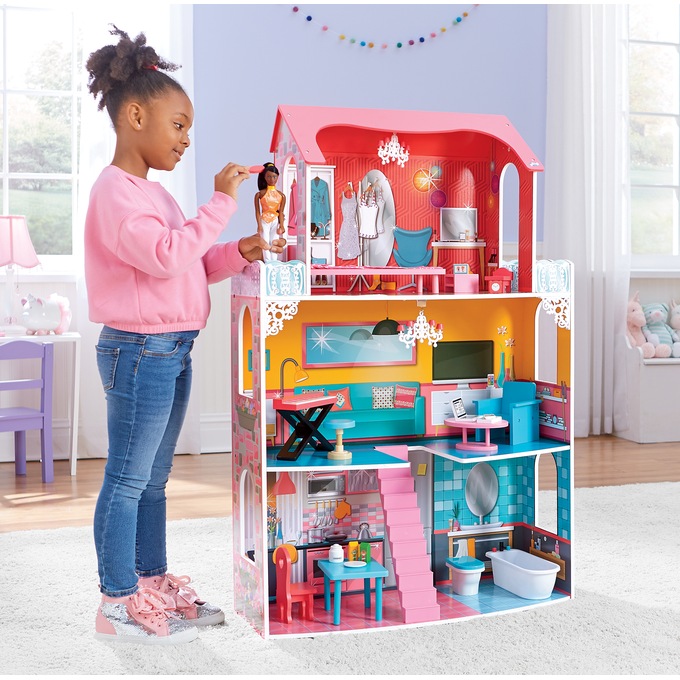 The dolls discount fashion house