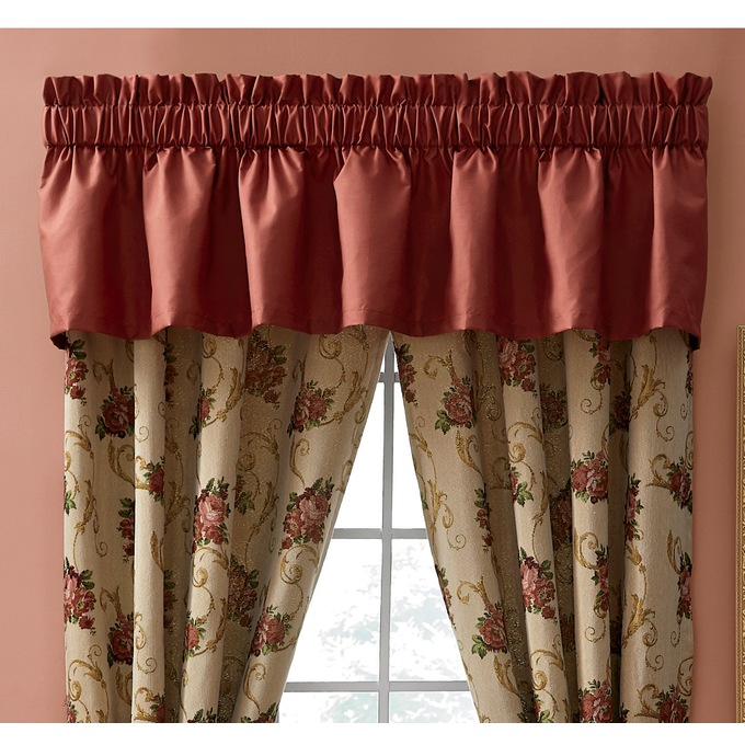 Victoria Valance, , large