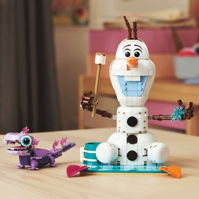 LEGO Disney Olaf & Bruni's Picnic Fun, White, large