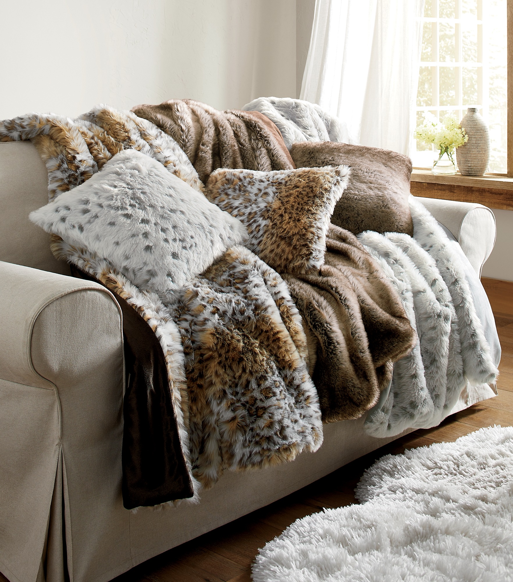 faux fur throw pillow
