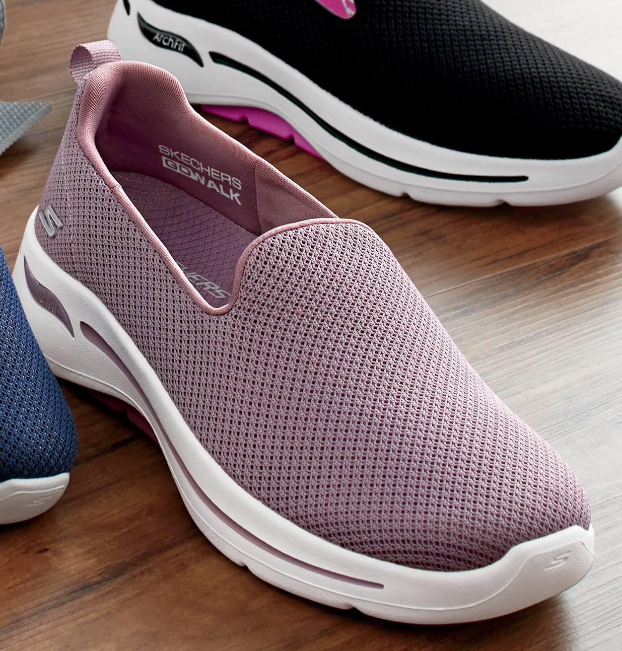 skechers women's walking shoes