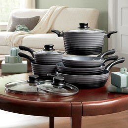 3, 5 or 8-Piece Cast Iron Cookware Set Deal - Wowcher