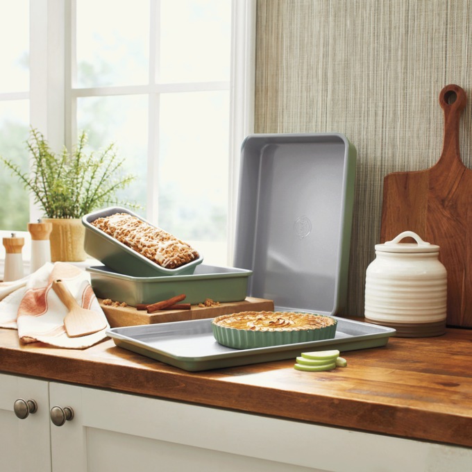 Sur La Table Kitchen Essentials 5-Piece Bakeware Set, , large