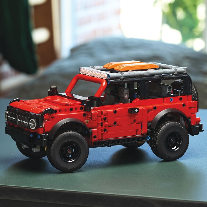 LEGO Technic Ford Bronco SUV, Red, large