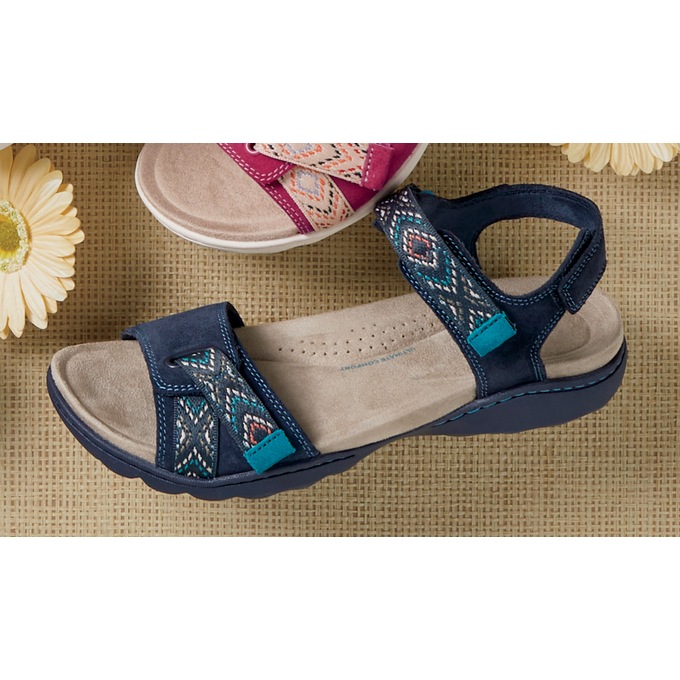 Clarks Women&#39;s Amanda Sprint River Sandal, , large