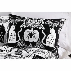 Raven Matelass&eacute; Jacquard Reversible Halloween Standard Sham, Multi, large