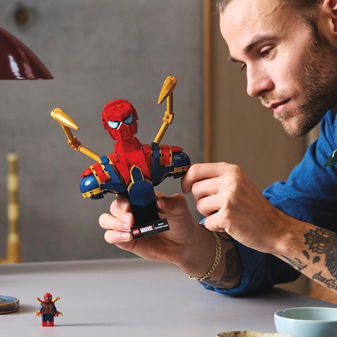 LEGO Marvel Iron Spider-Man Bust, , large