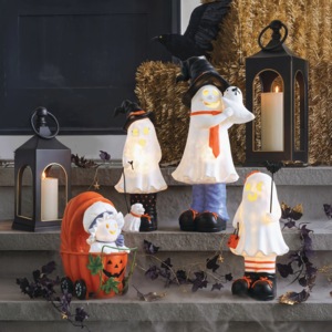 Lit Ghost Family, , large