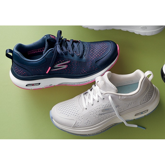 Skechers Women&#39;s GOwalk Workout Walker - Outpace Lace-Up, , large