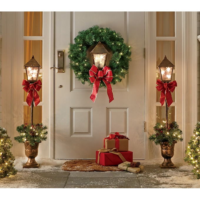 Wreath with Lantern, , large