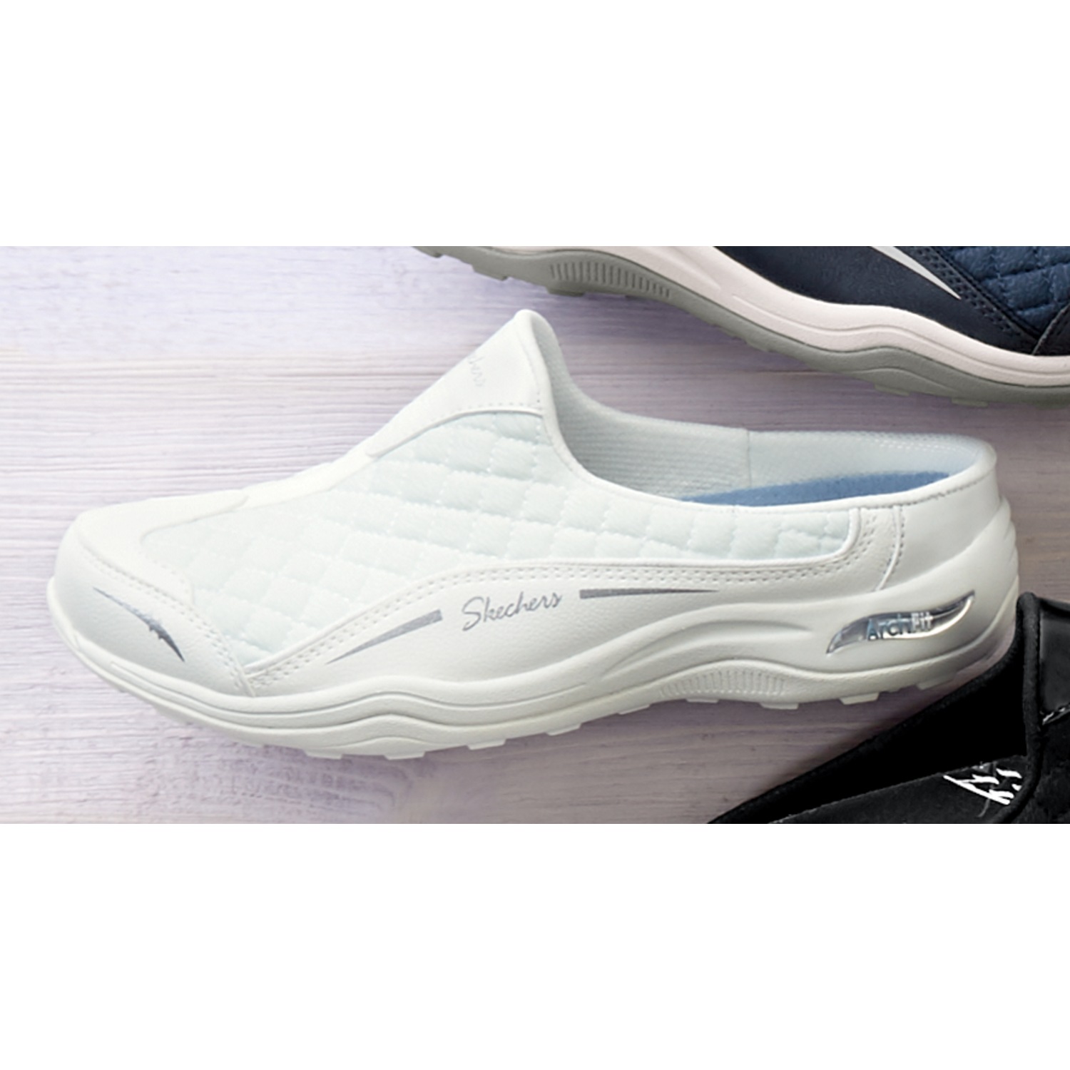 Skechers slip 2025 on mules