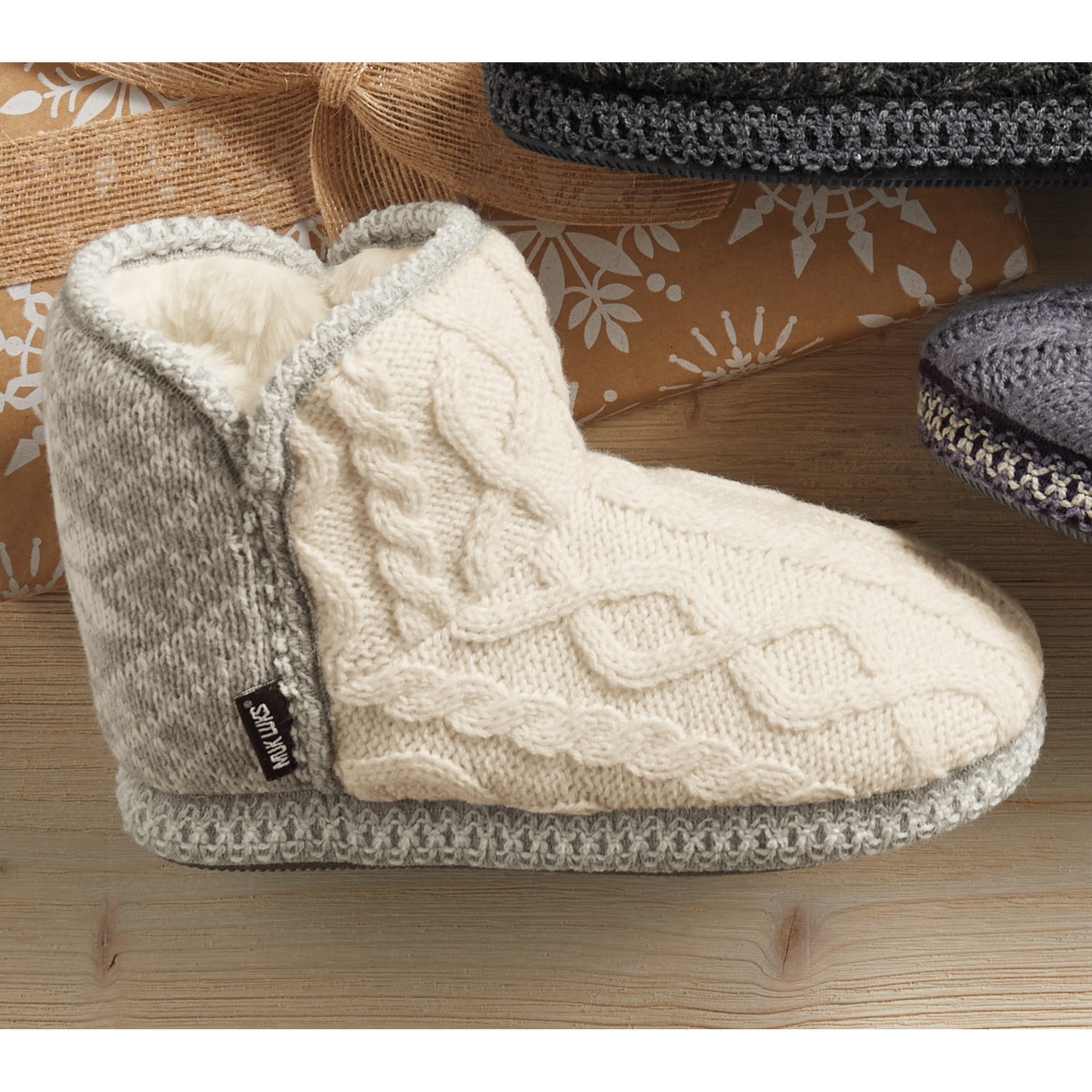 Muk luks leigh best sale slippers