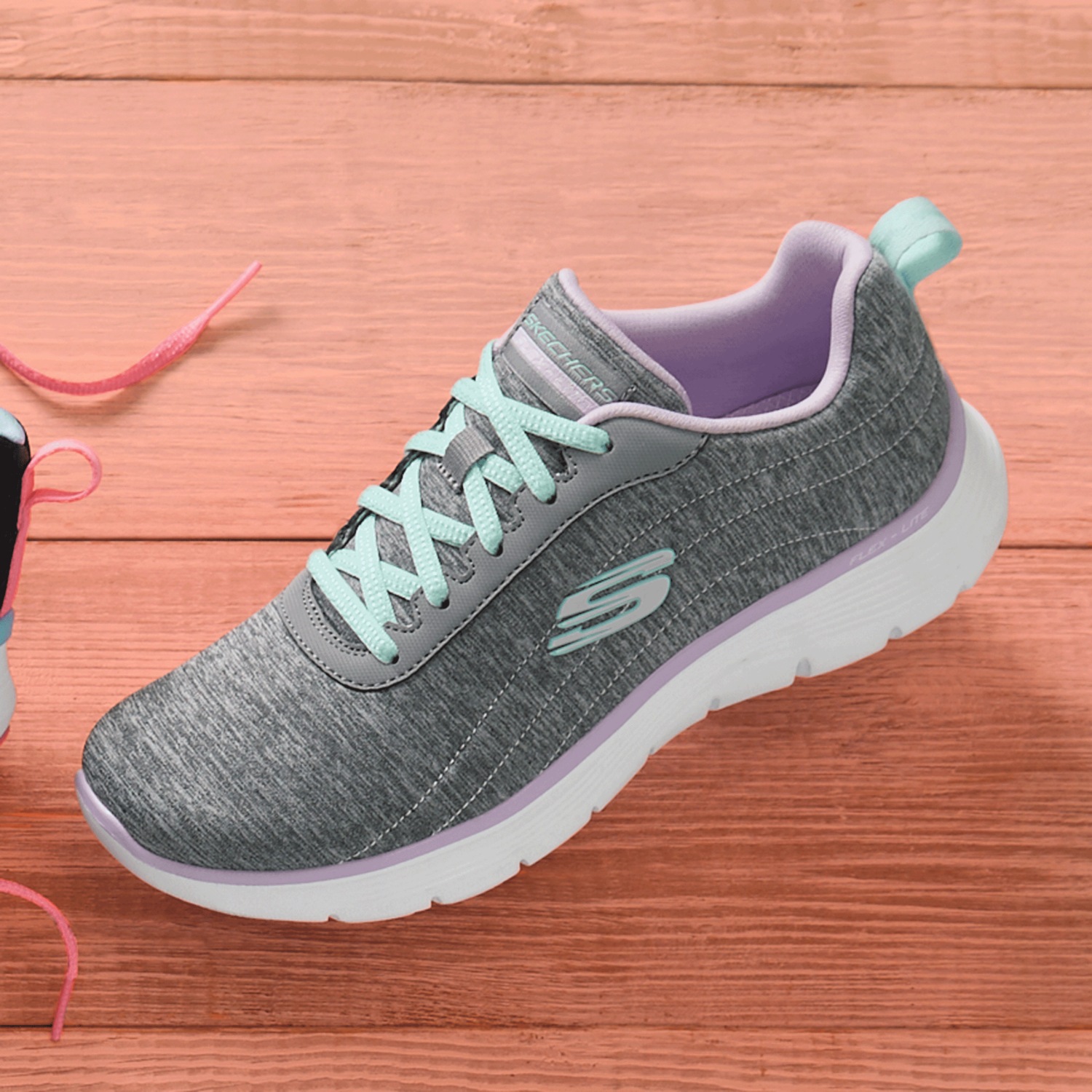 Skechers Women s Flex Appeal 5.0 Modern Times Lace Up