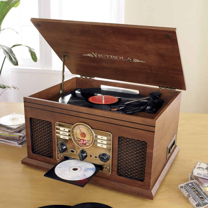 Victrola Classic 6 In 1 Turntable With Bluetooth Montgomery Ward