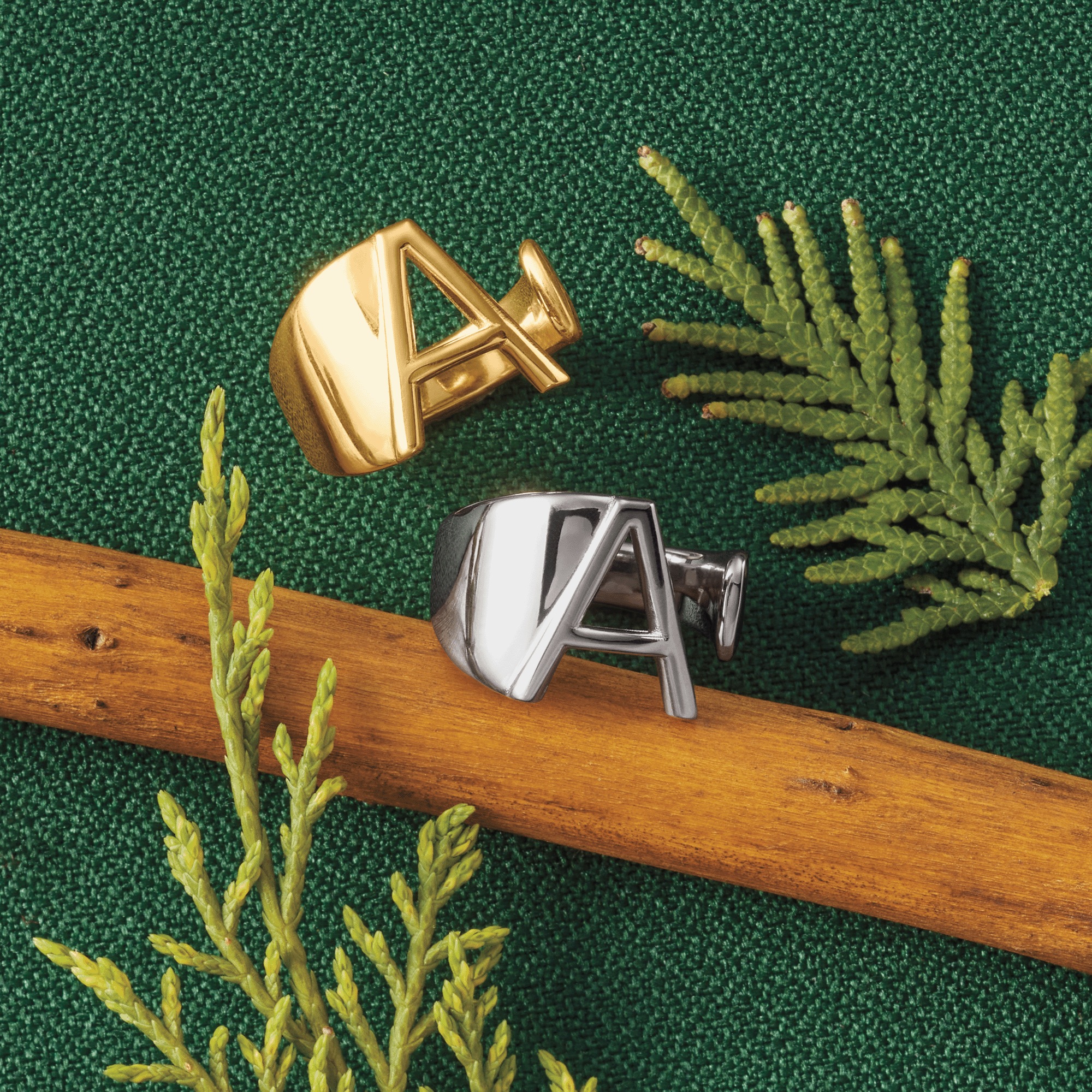 Initial Ring, , large