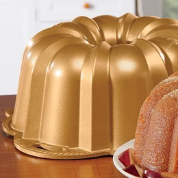 Nordic Ware Anniversary Bundt Pan, , large