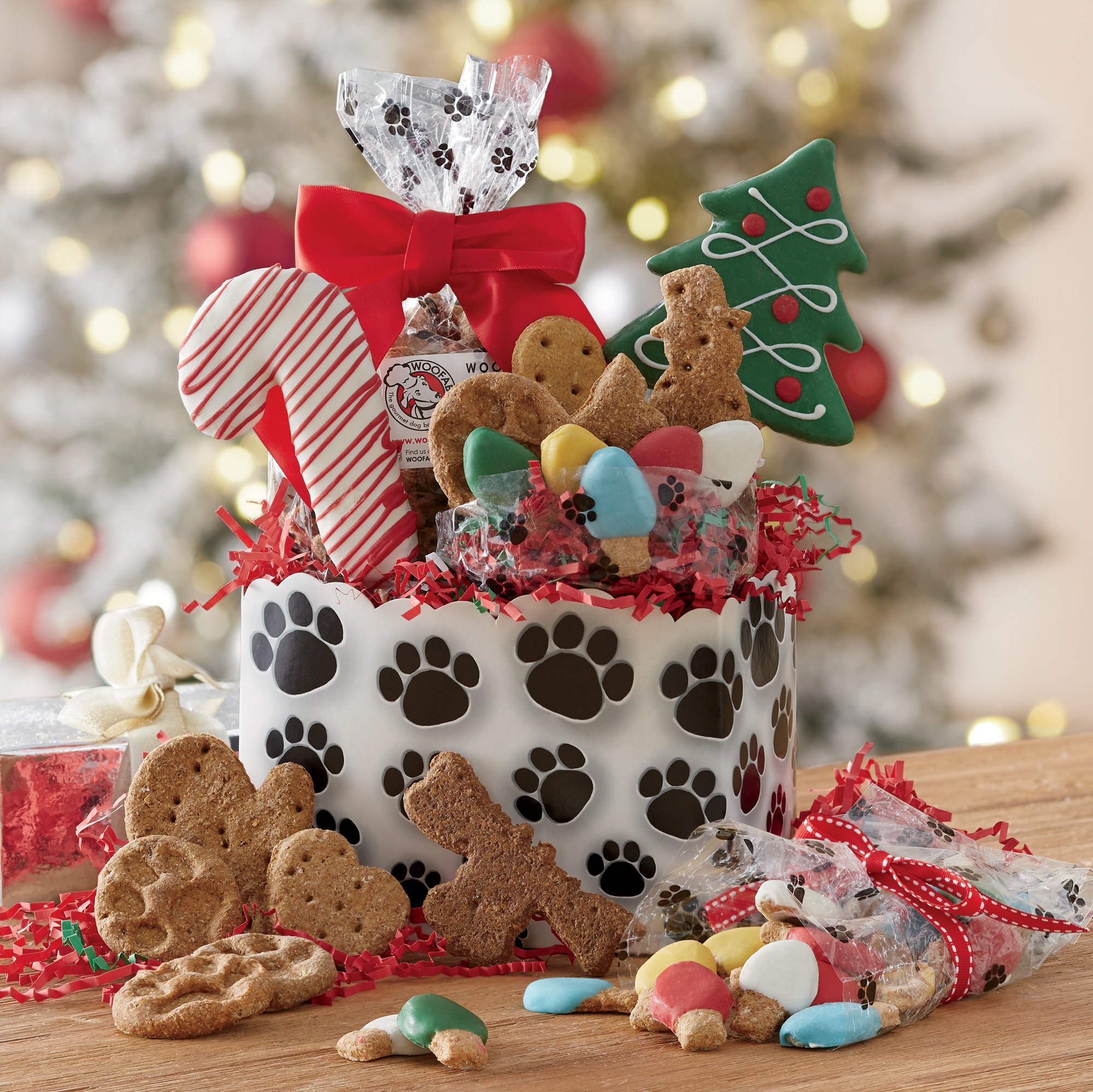 Personalized Pet Treats | Montgomery Ward