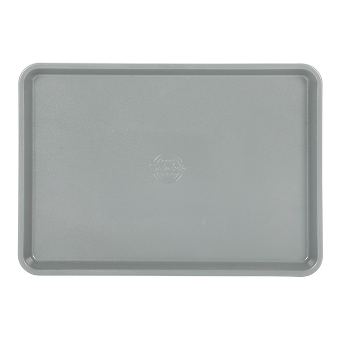 Sur La Table Kitchen Essentials 5-Piece Bakeware Set, Egg, large