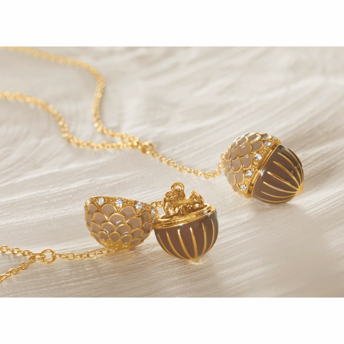 Acorn/Squirrel Pendant, , large