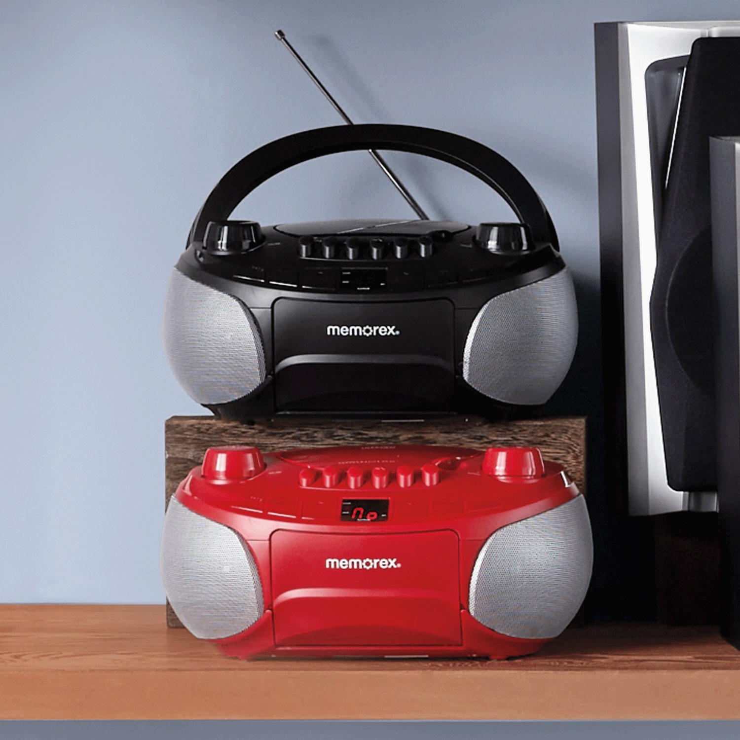 Memorex AM/FM CD & Cassette Player | Montgomery Ward