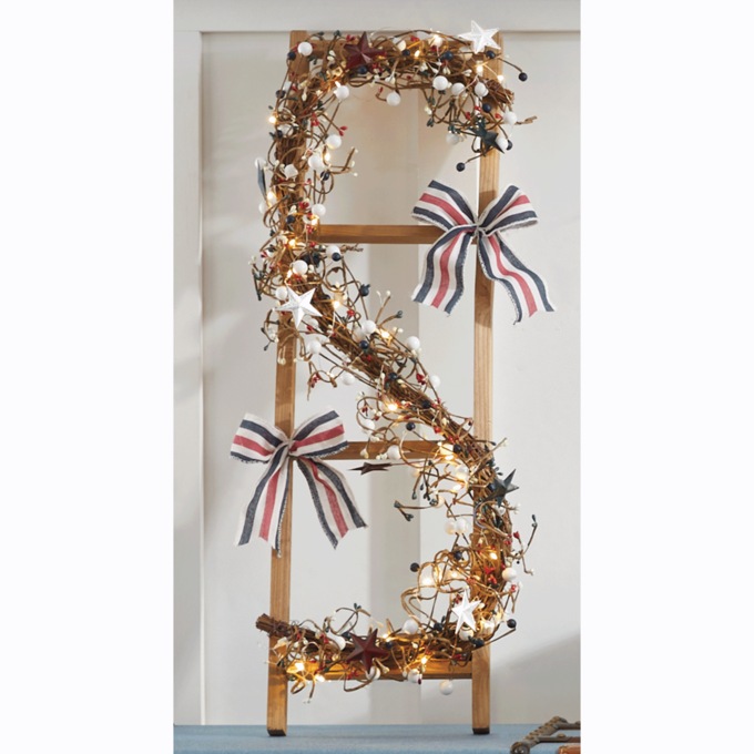 Lit Americana Ladder Décor, , large