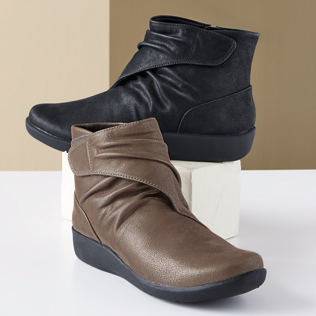 clarks sillian tana bootie