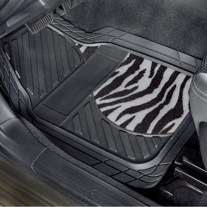 Auto floor top liners rubber