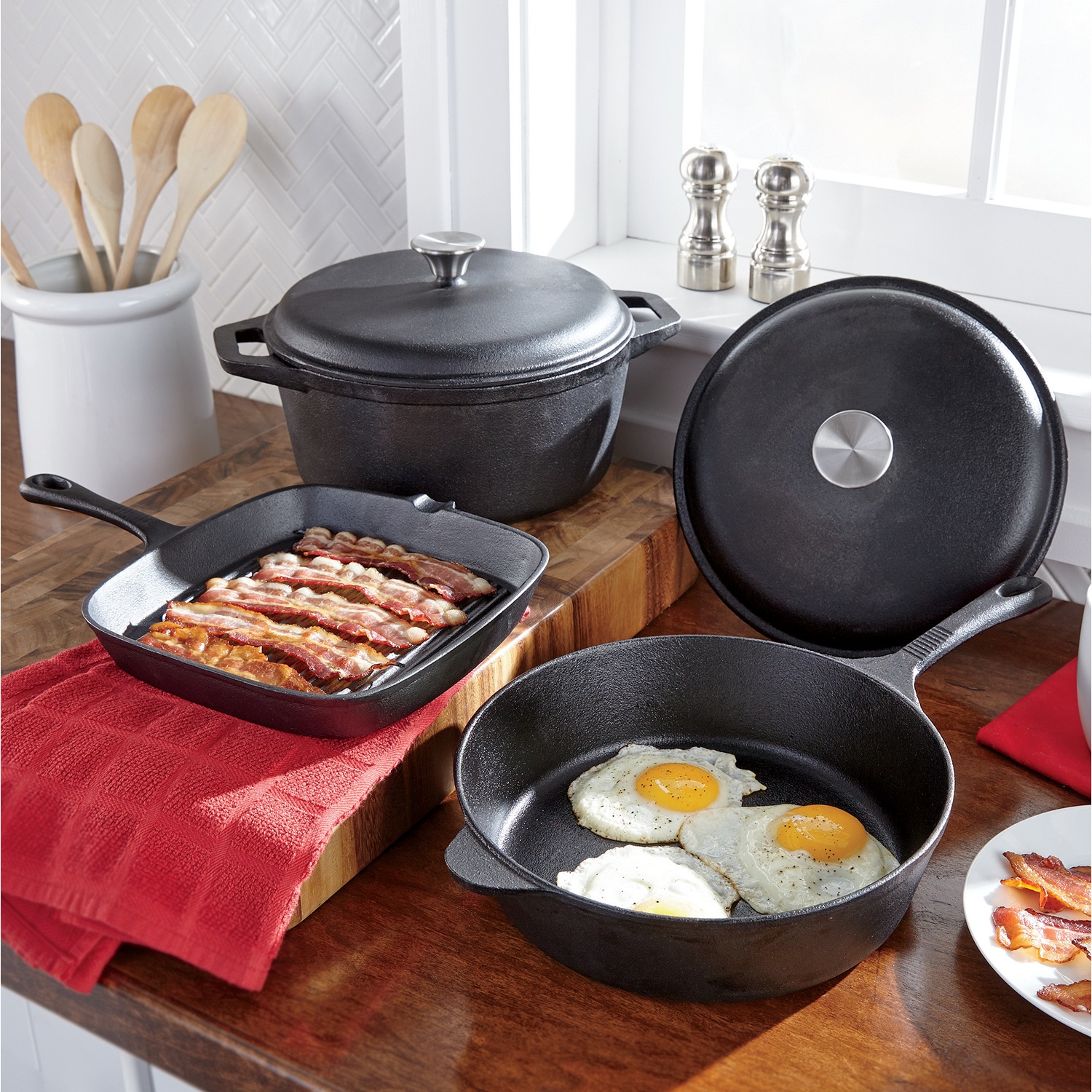 5-Piece Cast Iron Cookware Set | Montgomery Ward